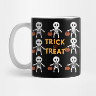 funny skeleton trick or treat Mug
